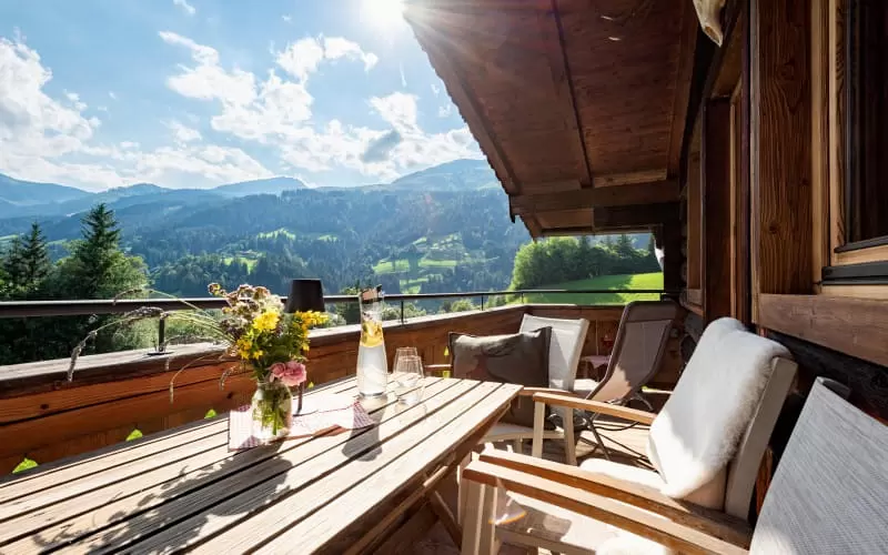chalet_der_erzstadl_krinbergweg_2_balkon_ausblick_1.jpg